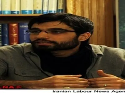 در بخش خصوصی کمتر گرفتار خودسانسوری می‌شویم