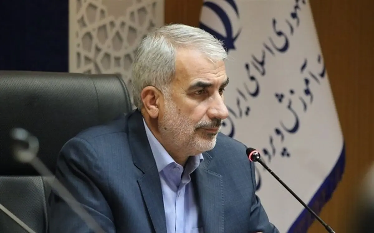 پیشنهاد برگزاری مناظره بین دانش آموزان/ باید از ظرفیت معلم به‌عنوان مرجع استفاده کنیم