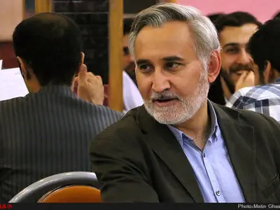 آشتی با ملت تنها راه مقابله با مشکلات در صورت خروج ایران از برجام است