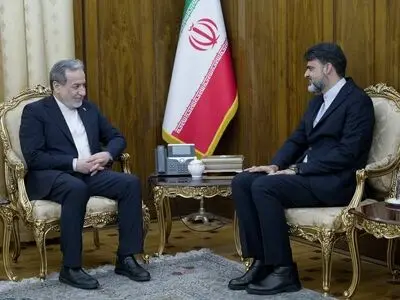 دیدار سرکنسول جدید ایران در بصره با وزیر امور خارجه

