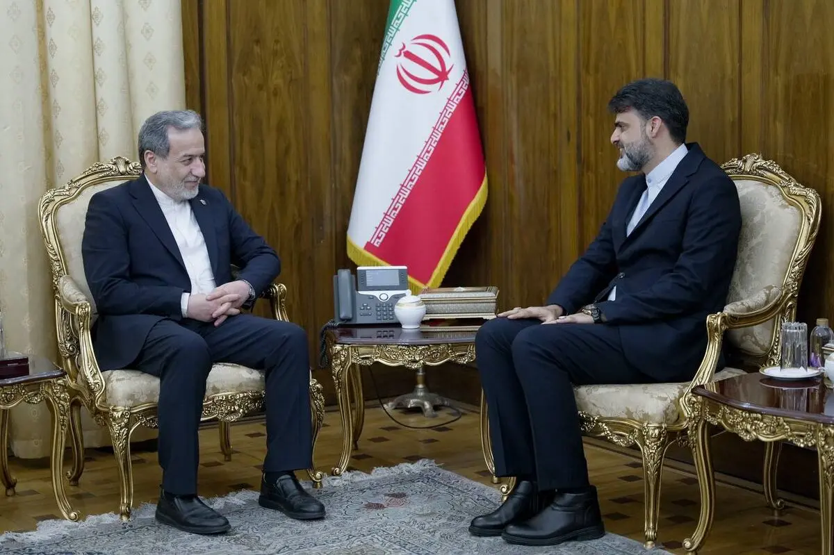 دیدار سرکنسول جدید ایران در بصره با وزیر امور خارجه

