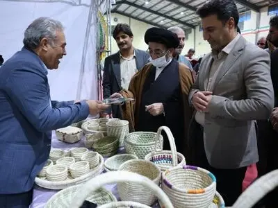 نخستین نمایشگاه تخصصی حصیربافی در شهرستان مهر فارس برگزار شد