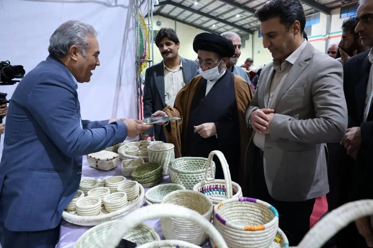 نخستین نمایشگاه تخصصی حصیربافی در شهرستان مهر فارس برگزار شد