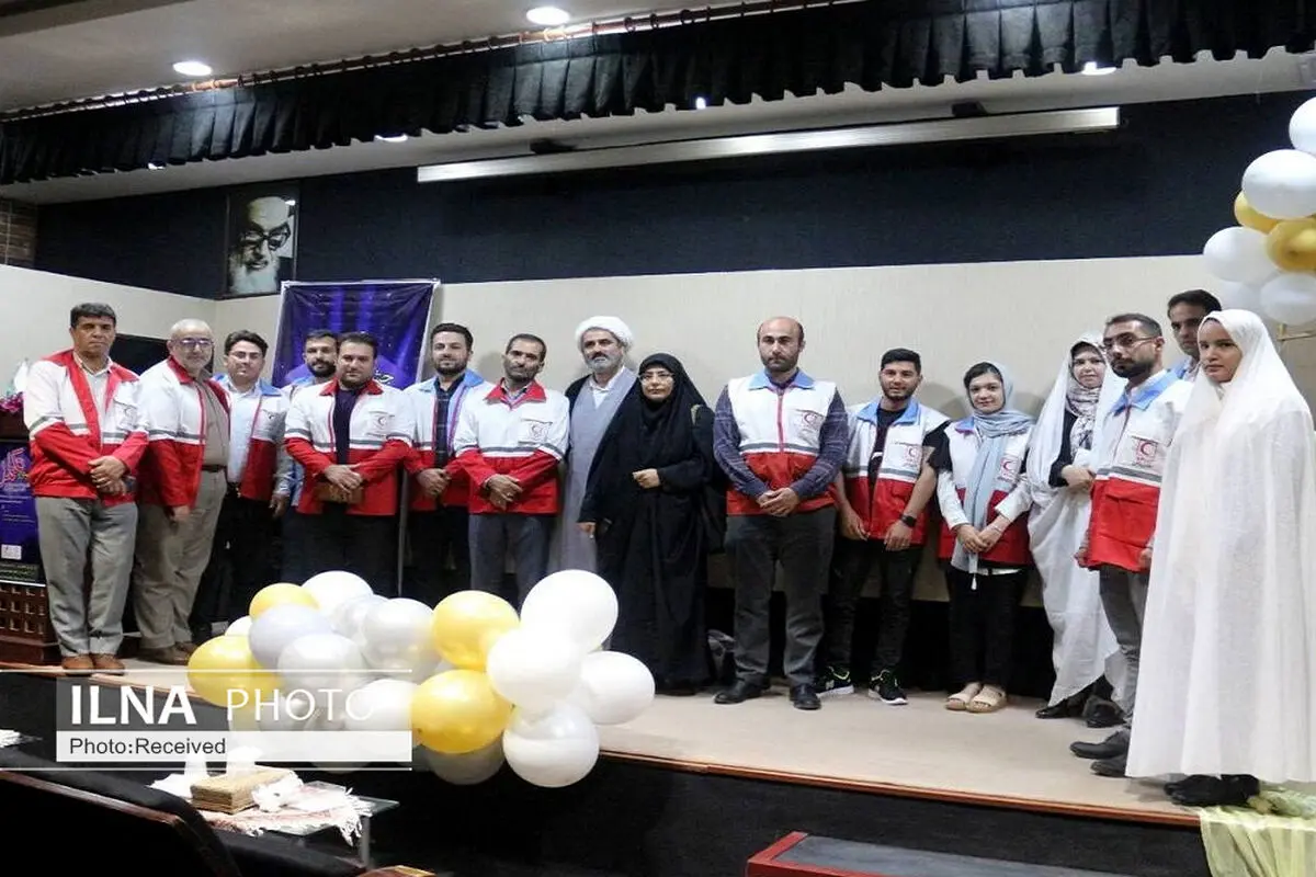 زوج‌های داوطلب هلال احمر در قزوین زندگی مشترک خود را آغاز کردند
