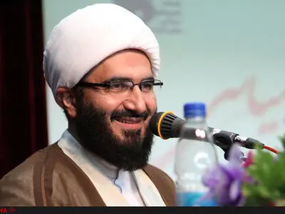 امام جمعه باید پرچم وحدت، امید و شجاعت را برافراشته نگاه دارد