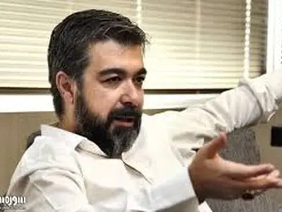حامد عنقا: کف کفش آن دختری که بخاطر امام حسین لاک مشکی میزند را به چشام میمالم!