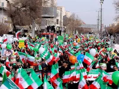 مردم با حضور در راهپیمایی نشان دادند از مسیر انقلاب جدا نخواهند شد