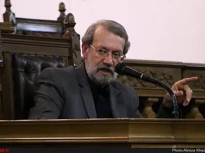 رئیس‌مجلس قانون اقدام متقابل در برابر آمریکا را برای اجرا ابلاغ کرد