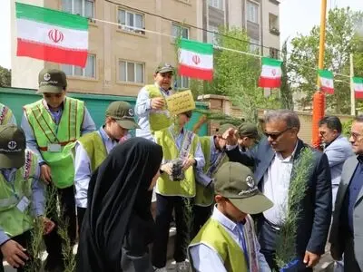 آغاز پویش  ملی «کاشت نهال امید» در مدارس فارس 