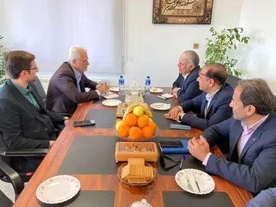 گزارش خبری دیدار مدیر بانک رفاه استان سمنان با مدیرعامل شرکت فولاد شاهرود