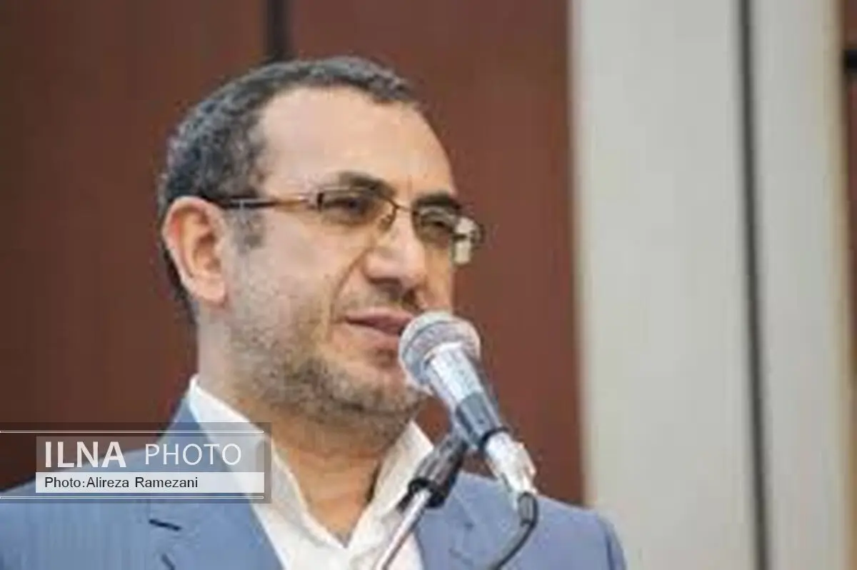 نگاه برابرمدیر به دانش آموزان منجر به کاهش آسیب های اجتماعی می شود
