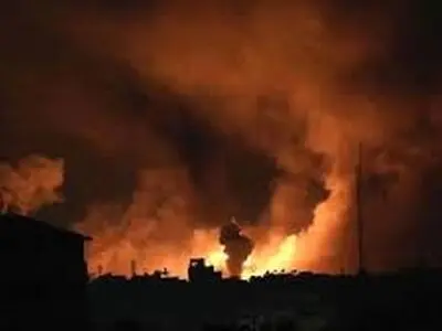 شهادت ۱۰۰ فلسطینی در بمباران یک برج مسکونی در غزه