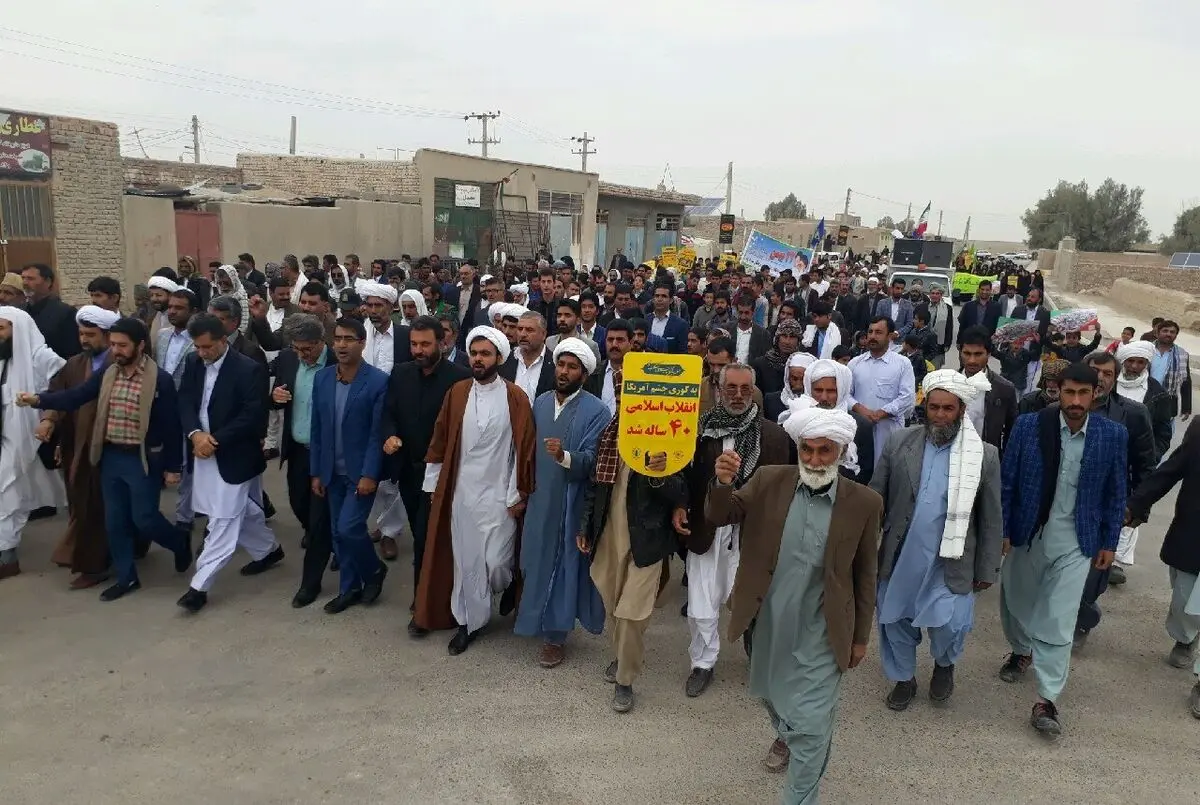شکوه همدلی شیعه و سنی سیستان و بلوچستان در راهپیمایی 22 بهمن