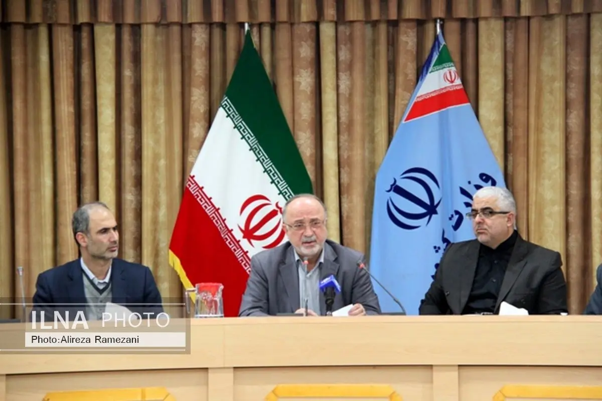 زیر سوال بردن آمارهای رسمی موجب دلسردی مردم می‌‍شود