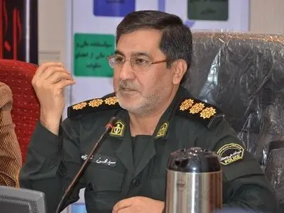 کشف اسکناس جعلی و یک قبضه سلاح کلاشنیکف توسط پلیس آبادان