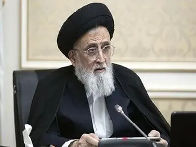 نظر عضو فقیه شورای نگهبان درباره بازنگری در قانون اساسی