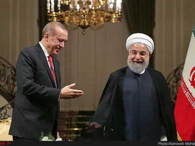 خلال اتصال هاتفی... روحانی لأردوغان: على الدول الاسلامیة العمل لمواجهة جرائم الکیان الصهیونی 
