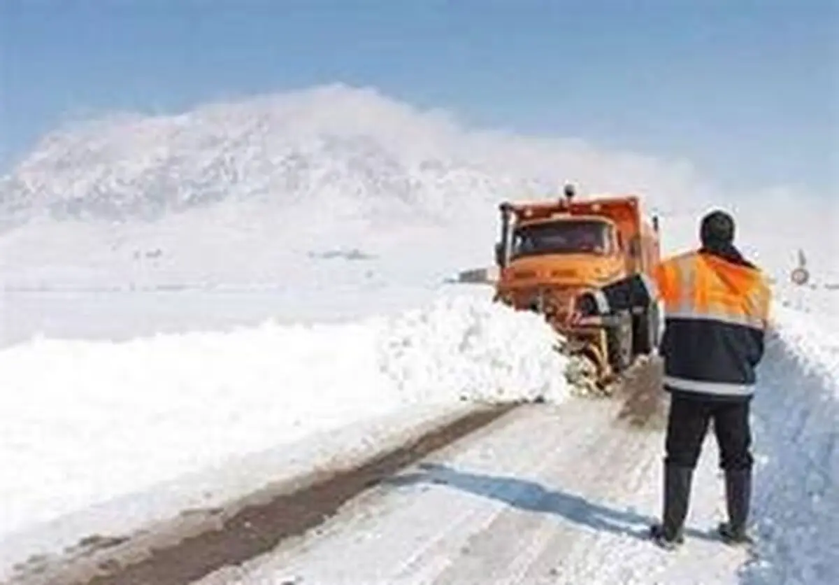 تداوم عملیات بازگشایی راه ارتباطی ۱۰۰ روستای آذربایجان‌شرقی