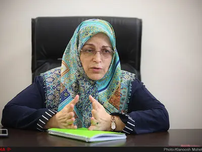 جلسه رسیدگی به پرونده «بیانیه ۷۷ نفر» به تاریخ دیگری موکول شد/ دادگاه باید بر مبنای قانون جرم سیاسی تشکیل شود