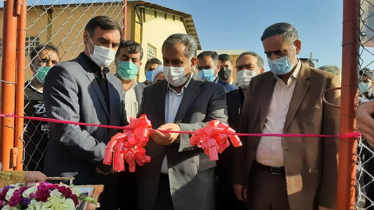 چمن مصنوعی آبگرم به بهره برداری رسید