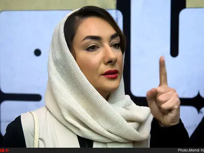استوری جنجالی هانیه توسلی درباره تخریب گنجنامه همدان