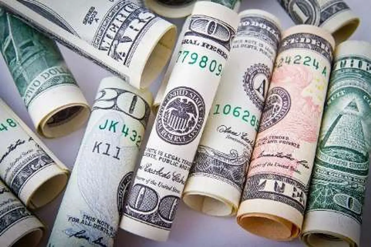 بهای انواع ارز در بازار روز دوشنبه