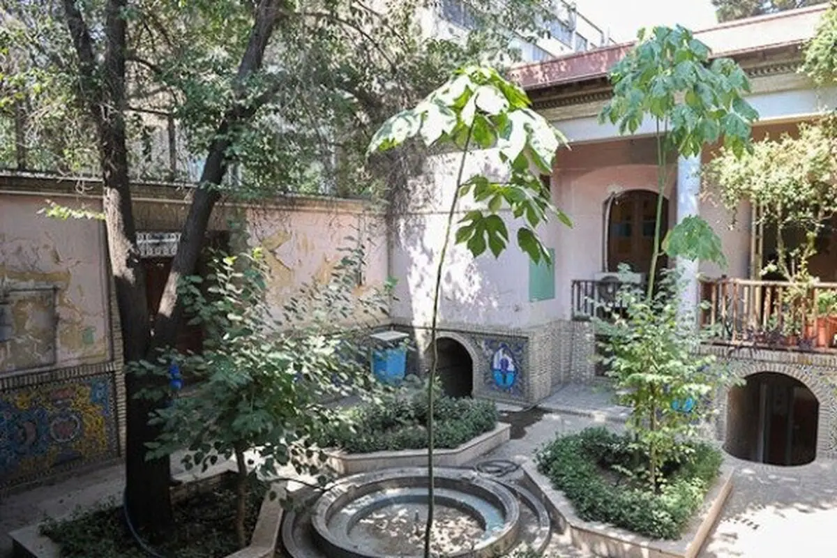 خود بزرگ‌بینی متصدیان به جایی رسیده که جواب تلفن هم نمی‌دهند/خانه پدری  هدایت را به رقابت‌ها و حسادت‌ها آلوده نکنید