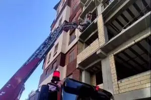 مصدومیت یک کارگر ساختمانی در کرمانشاه