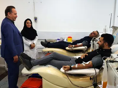بازدید مدیرعامل سازمان انتقال خون از مرکز جامع وصال
