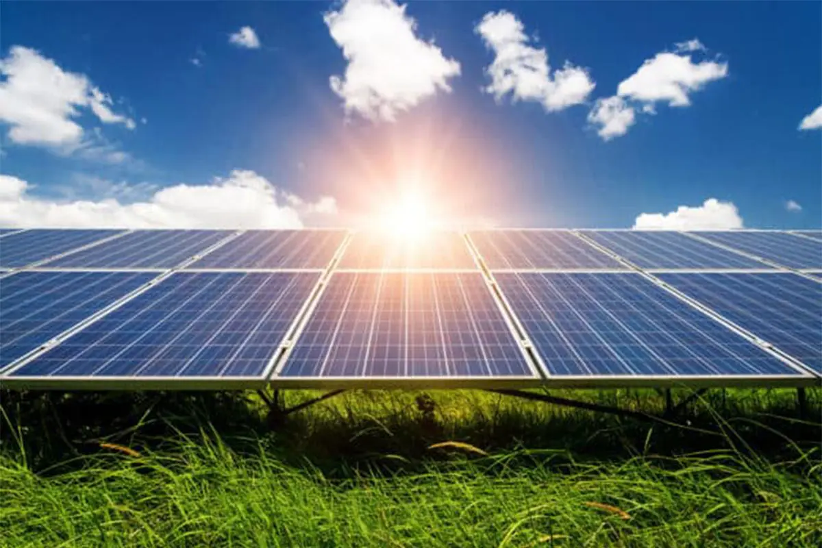 بهره‌برداری از 115 مگاوات انرژی خورشیدی در استان مرکزی