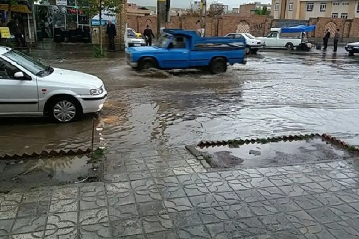 پیش‌بینی آب‌گرفتگی معابر در ۱۲ استان/ تداوم خیزش گرد و خاک در شرق کشور 