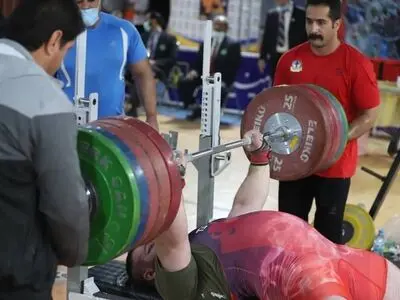 برگزاری مسابقات قهرمانی آزاد پرس سینه کلاسیک کارگران کشور در اراک