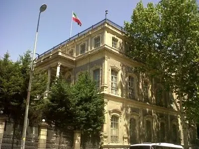 Iranian consulates in Turkey stop consular services
