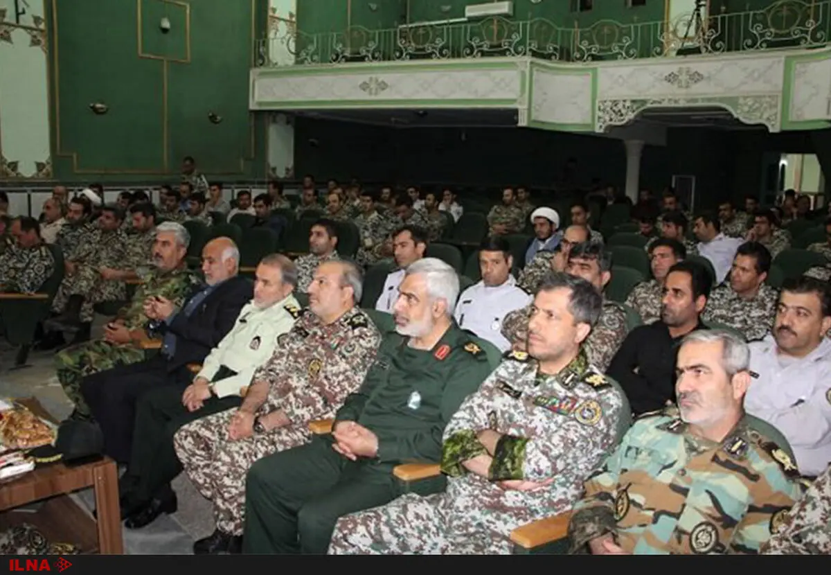 آیین تکریم ومعارفه فرمانده منطقه پدافندهوایی جنوب‌غرب برگزار شد