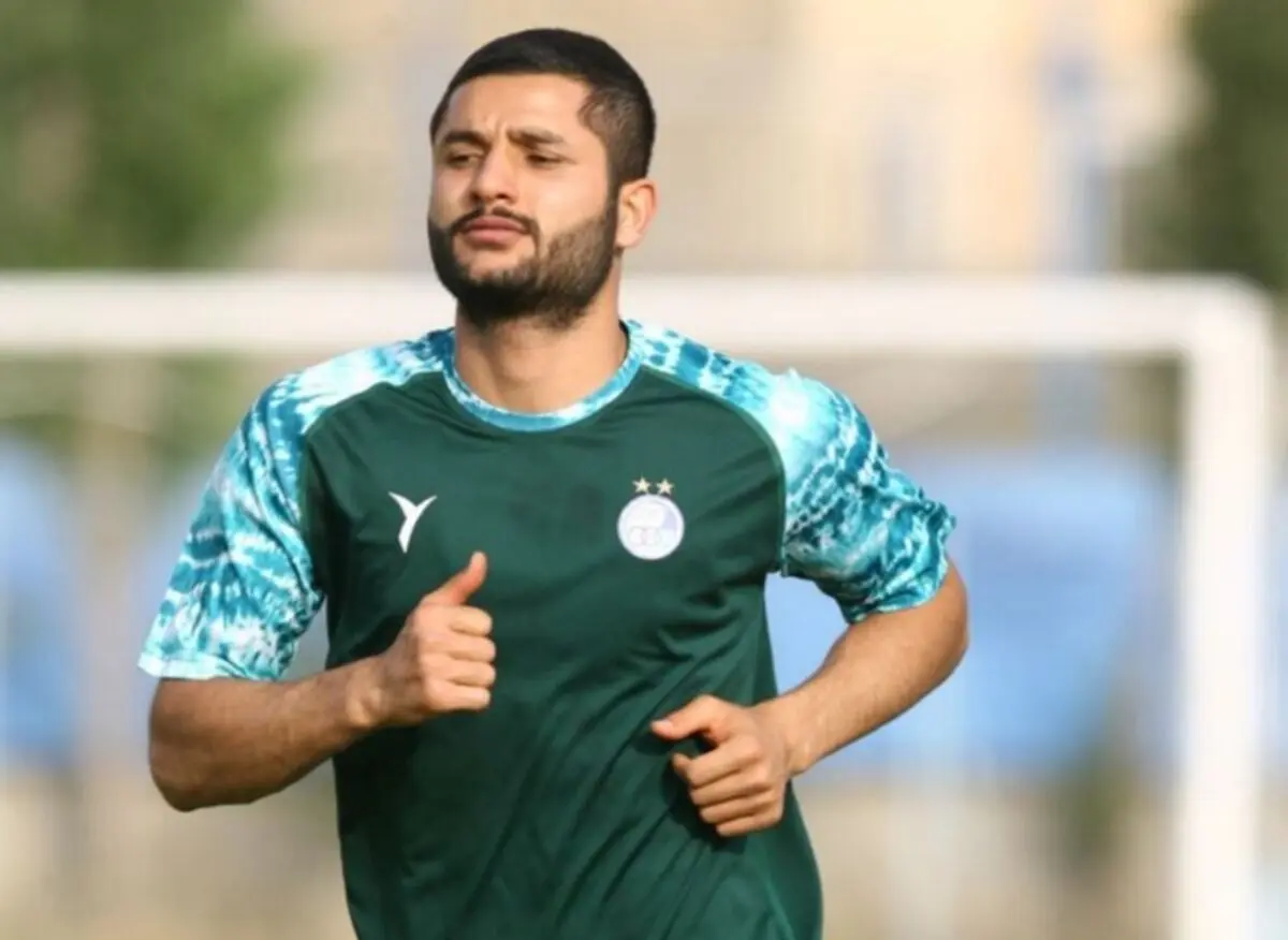 عارف غلامی یک ماه دور از میادین فوتبال