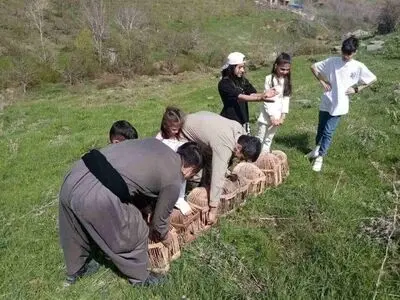 رهاسازی ۸ قطعه کبک در طبیعت سردشت