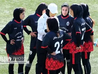 بازی تدارکاتی تیم بانوان تام اصفهان مقابل  بانوان ذوب آهن اصفهان