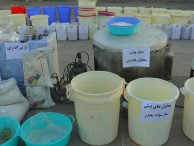 132 کیلوگرم پیش ساز شیشه در مهاباد کشف شد