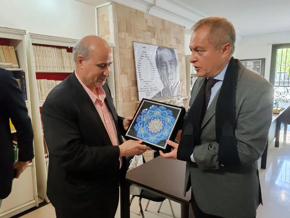 دیدار رئیس فدراسیون با سفیر مکزیک در ایران
