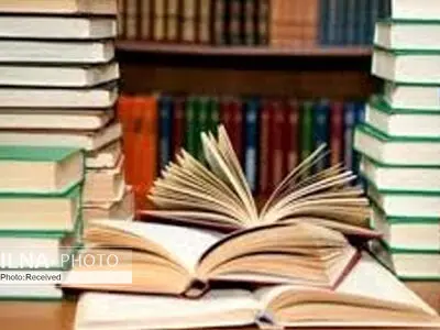 حضور منتقدان در صنعت نشر ضروری است/ نویسندگان کدام گروه از مخاطبان را ترجیح می‌دهند؟