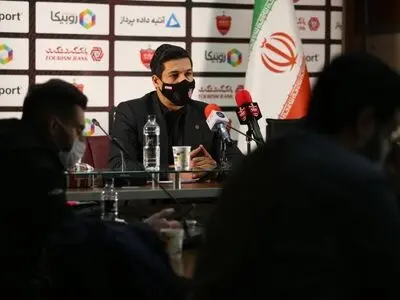 قرارداد بشار اردیبهشت تمام شد/ با سه بازی کمتر جزو مدعیان هستیم / ادامه دادن به بحث جدایی بشار هیچ کمکی به ما نمی‌کند (ویدئو)