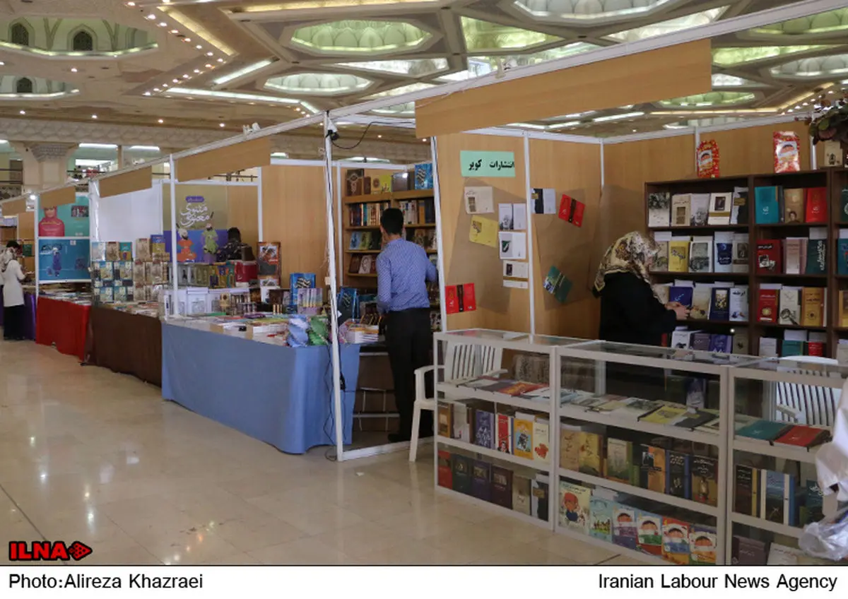 بزرگداشت داریوش اسدزاده در نمایشگاه کتاب