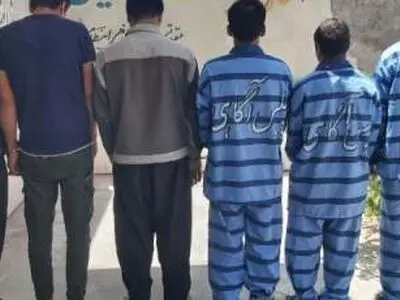 عاملان سرقت مسلحانه در ایوانک دستگیر شدند