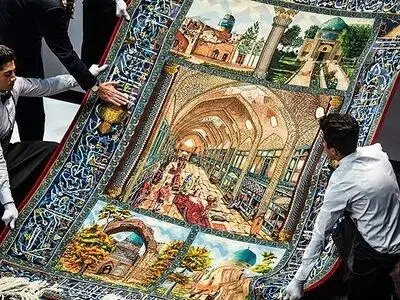 از حضور هنرمندان تا فروش بیش از 30 میلیاردی در نخستین حراج ملی فرش