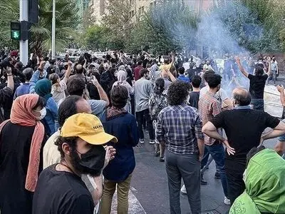 آزادی‌های مشروع را طبق اصل 9 قانون اساسی نمی‌توان محدود کرد/ اعتراض مسالمت آمیز حق مسلم تمامی شهروندان است