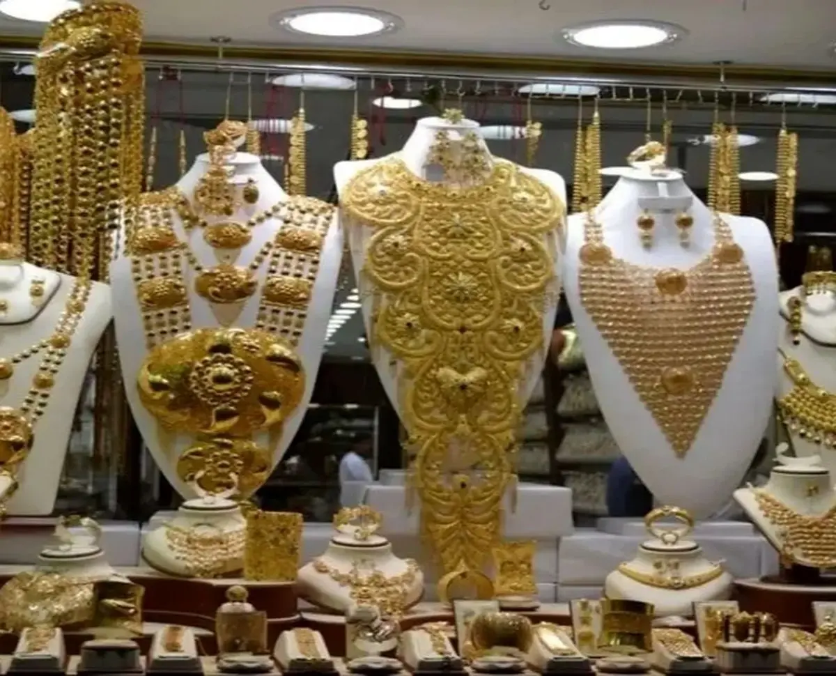 قیمت طلا عقب نشینی کرد/ طلای ۱۸عیار به ۱۱میایون و ۶۰هزار و ۱۰۰ رسید