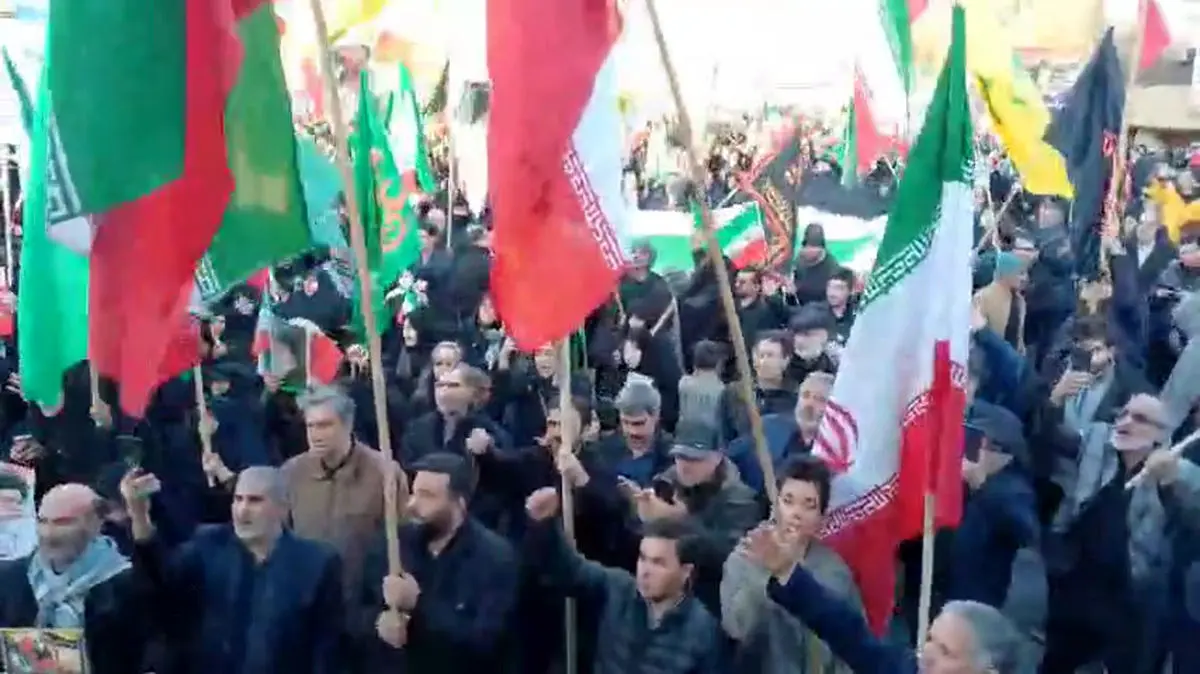 ندای الله‌اکبر تبریزی ها در شب چهارشنبه‌سوری + فیلم