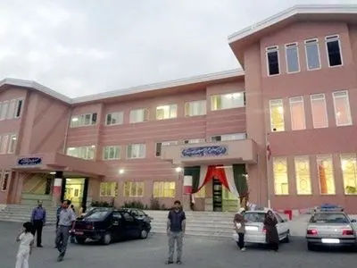 اسکان مسافران در مدارس نباید موجب ورشکستگی هتل‌ها و مهمانپذیرها شود