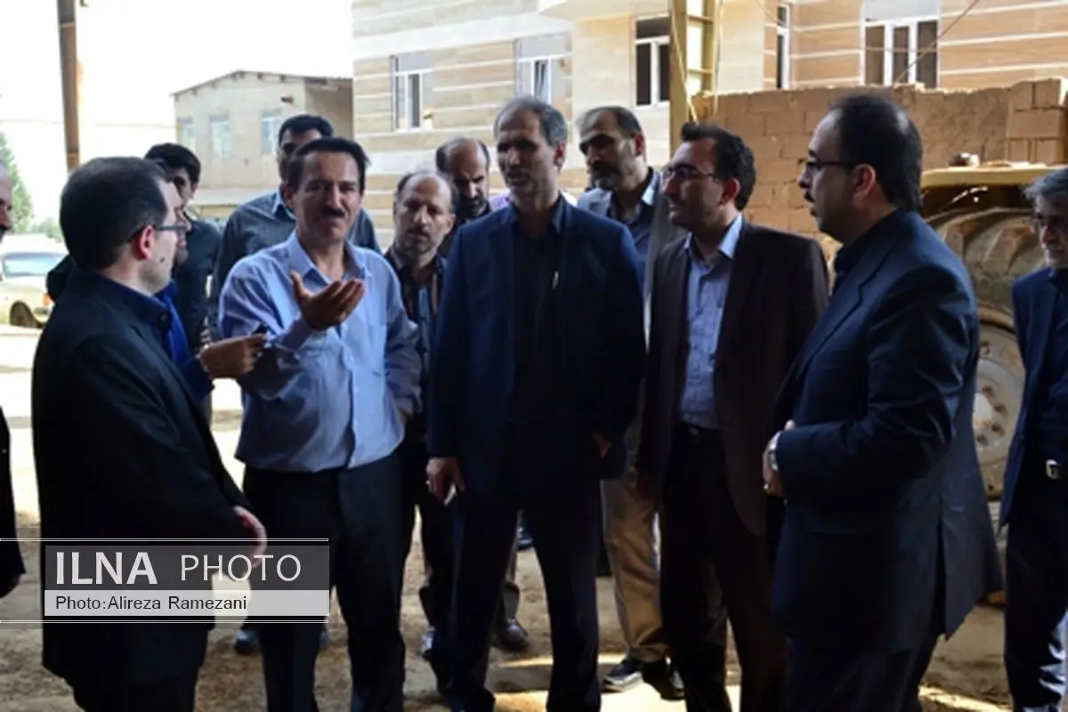 بازدید مدیران صنعتی گیلان از شهرک صنعتی لوشان و رفع مشکلات آنها