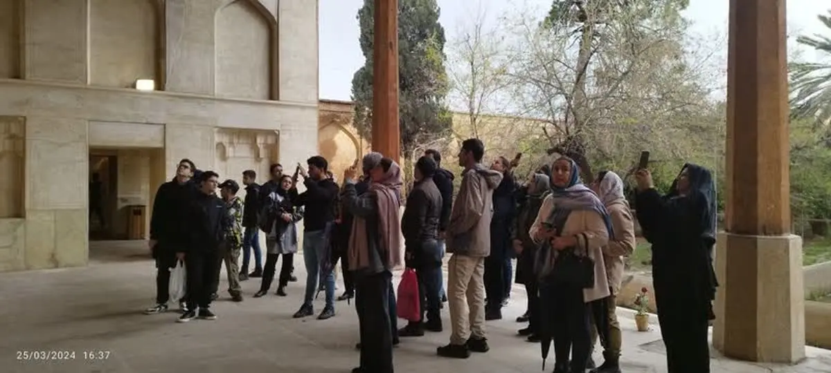 استقبال بیش از ۵ هزار مسافر نوروزی از تورهای بافت گردی شیراز